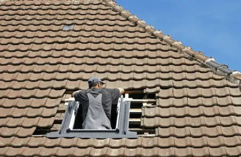 Pose de velux - Saint-Sozy